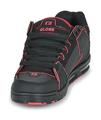 Chaussures de Skate hommes Globe Sabre Noir