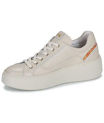 Baskets basses femmes NeroGiardini E513081D Beige