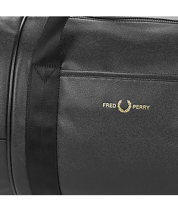 Sac de sport femmes Fred Perry SCOTCHGRAIN LEATHER BARREL BAG Noir