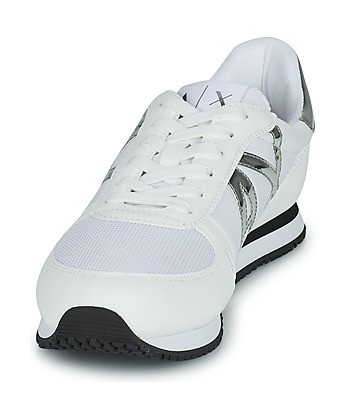 Baskets basses femmes Armani Exchange XDX031-XV137 Blanc