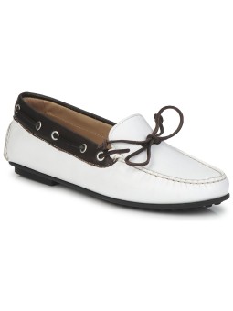 Chaussures bateau femmes...