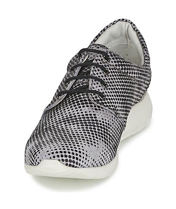 Baskets basses femmes Maruti WING Marron