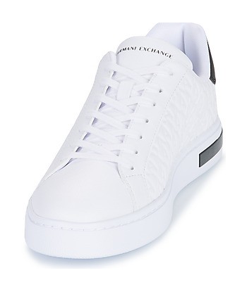 Baskets basses hommes Armani Exchange XM000140 Blanc